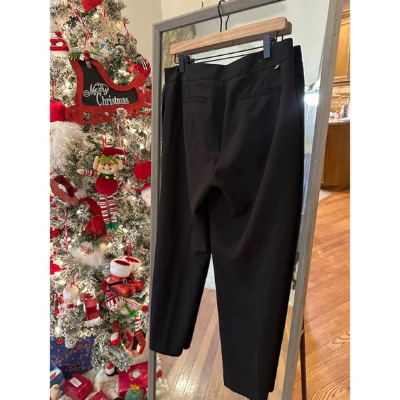 Women's Tommy Hilfiger Pants, Size 6, Black - Picture 4 of 5